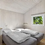 Sybil - 350m From The Sea By Interhome 펜션 *