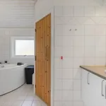Sybil - 350m From The Sea By Interhome