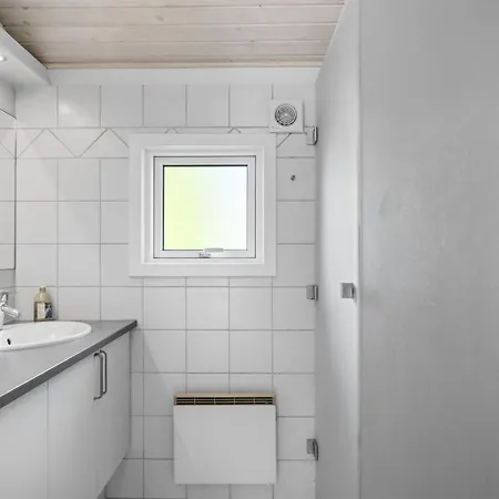 Sybil - 350m From The Sea By Interhome Feriehus Spodsbjerg